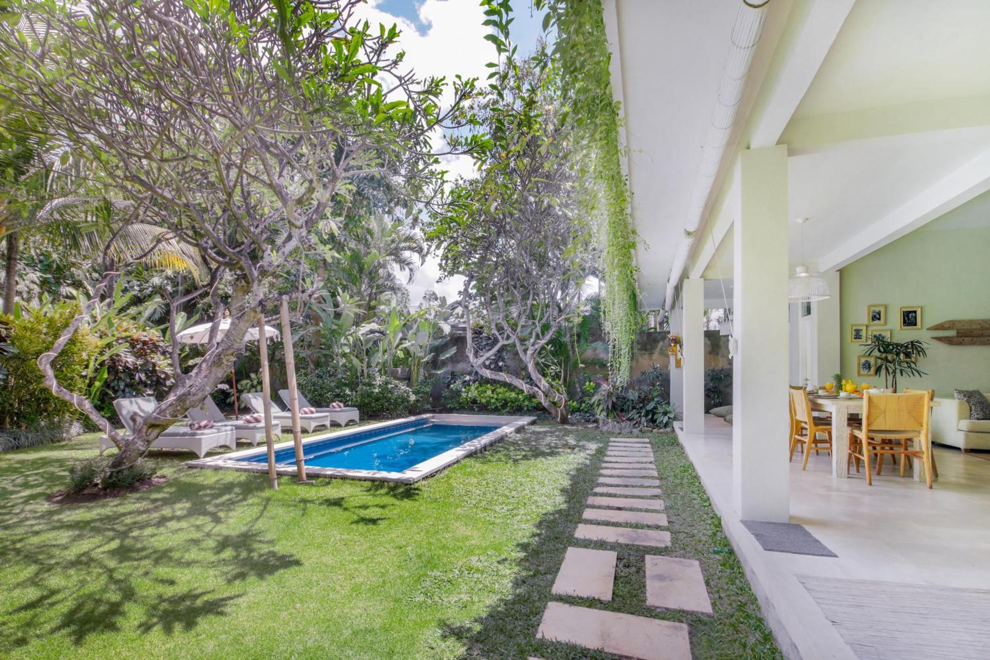 Villa Lodek Deluxe Seminyak Eksteriør billede