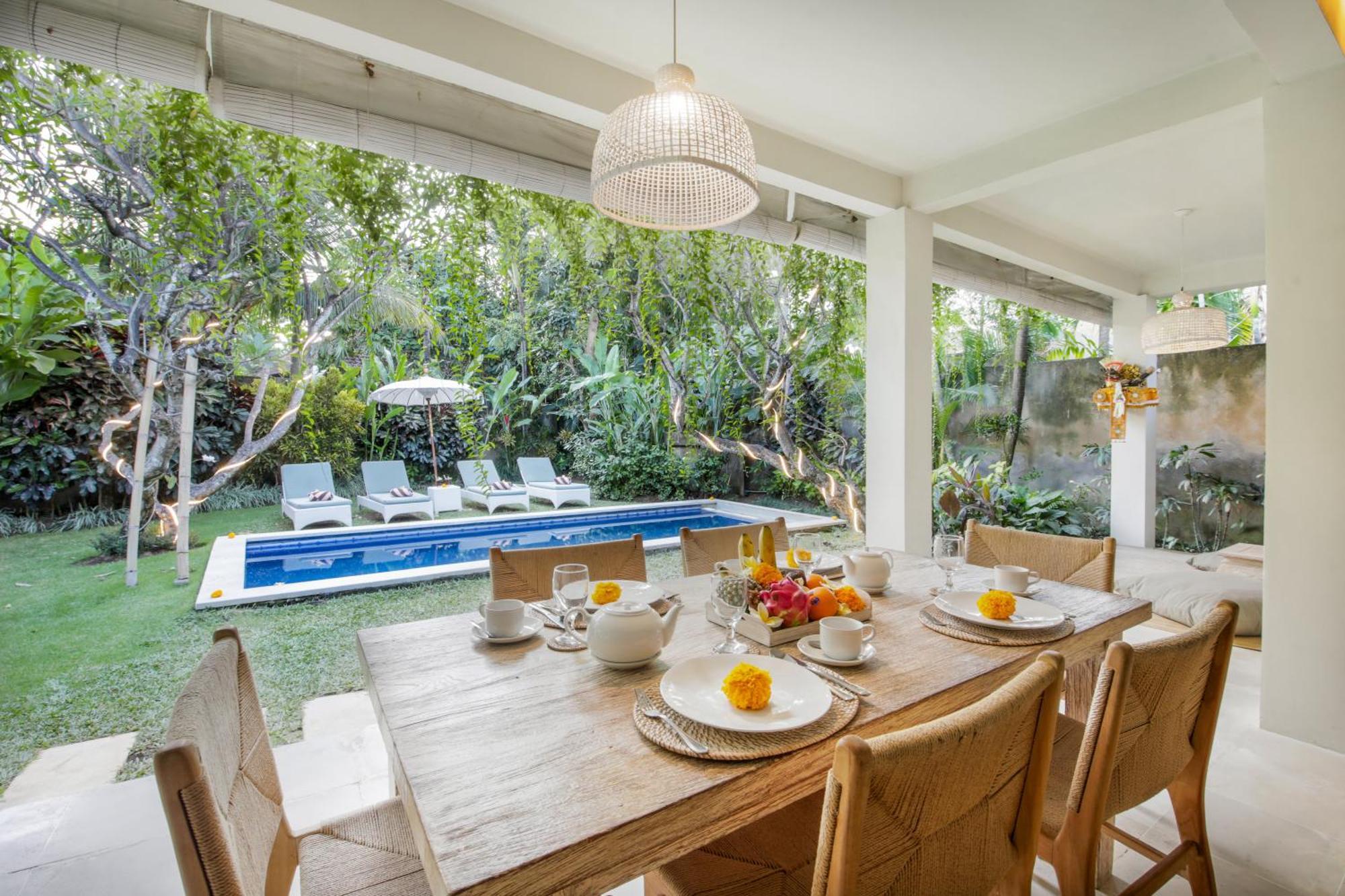 Villa Lodek Deluxe Seminyak Eksteriør billede