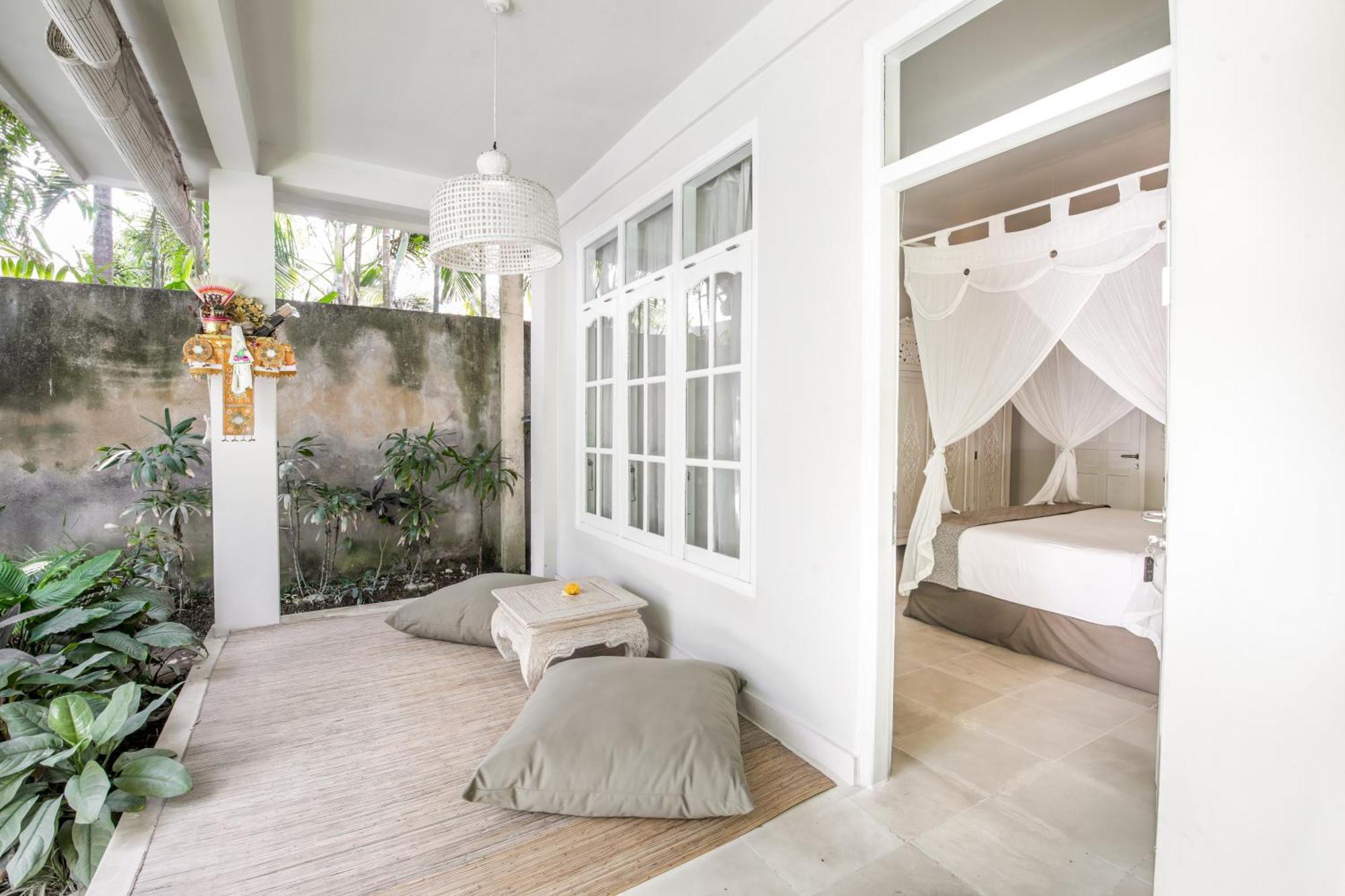Villa Lodek Deluxe Seminyak Eksteriør billede