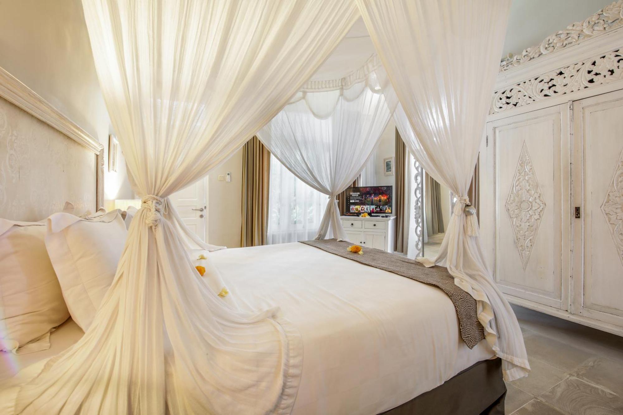 Villa Lodek Deluxe Seminyak Eksteriør billede