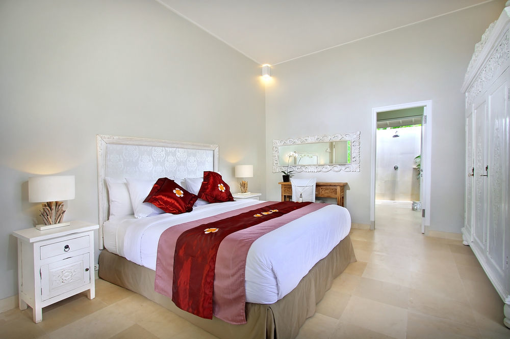 Villa Lodek Deluxe Seminyak Eksteriør billede