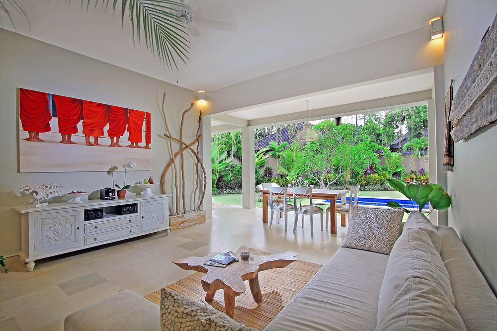 Villa Lodek Deluxe Seminyak Eksteriør billede